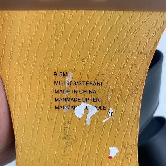 MIA Black and Tan Chunky Heel Sandals - Picture 9 of 11